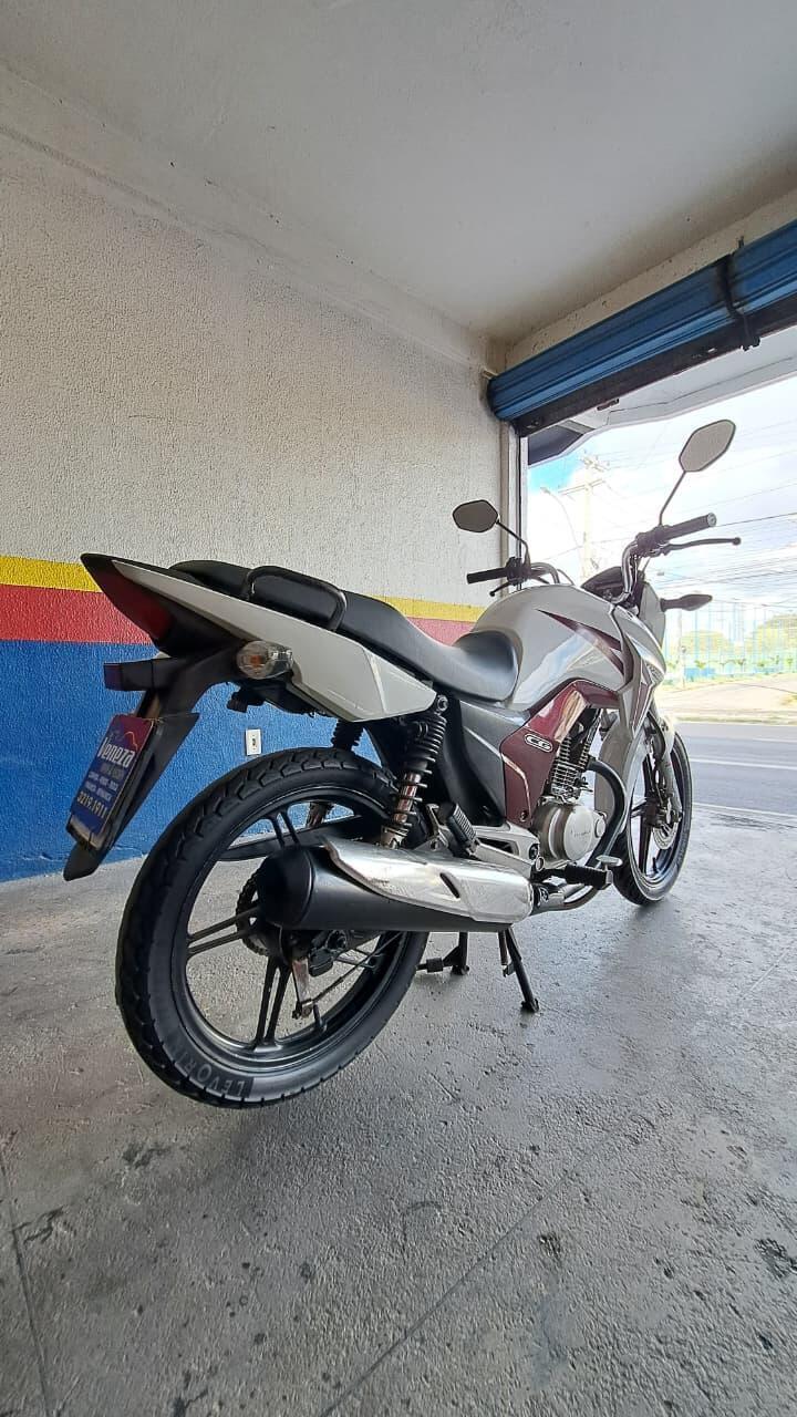 HONDA CG 150 TITAN TRASEIRA DIREITA